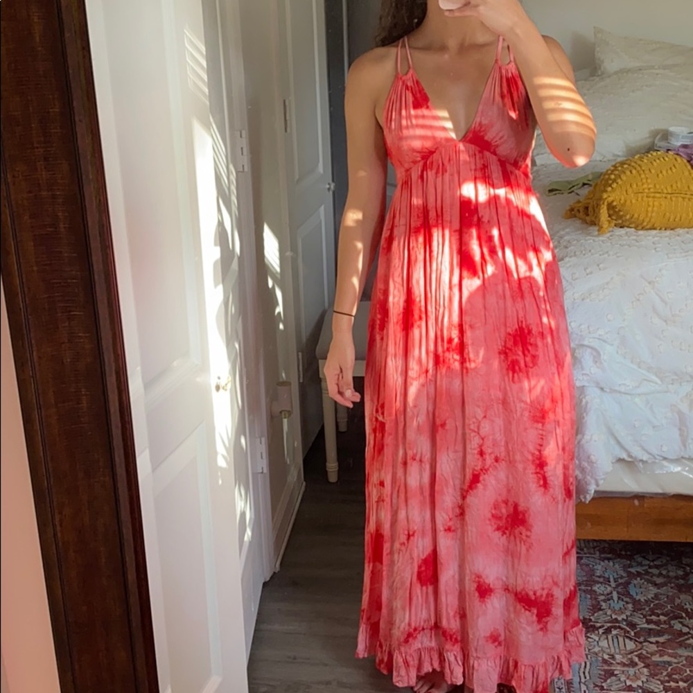 Red/Pink Tie Dye Maxi Dress